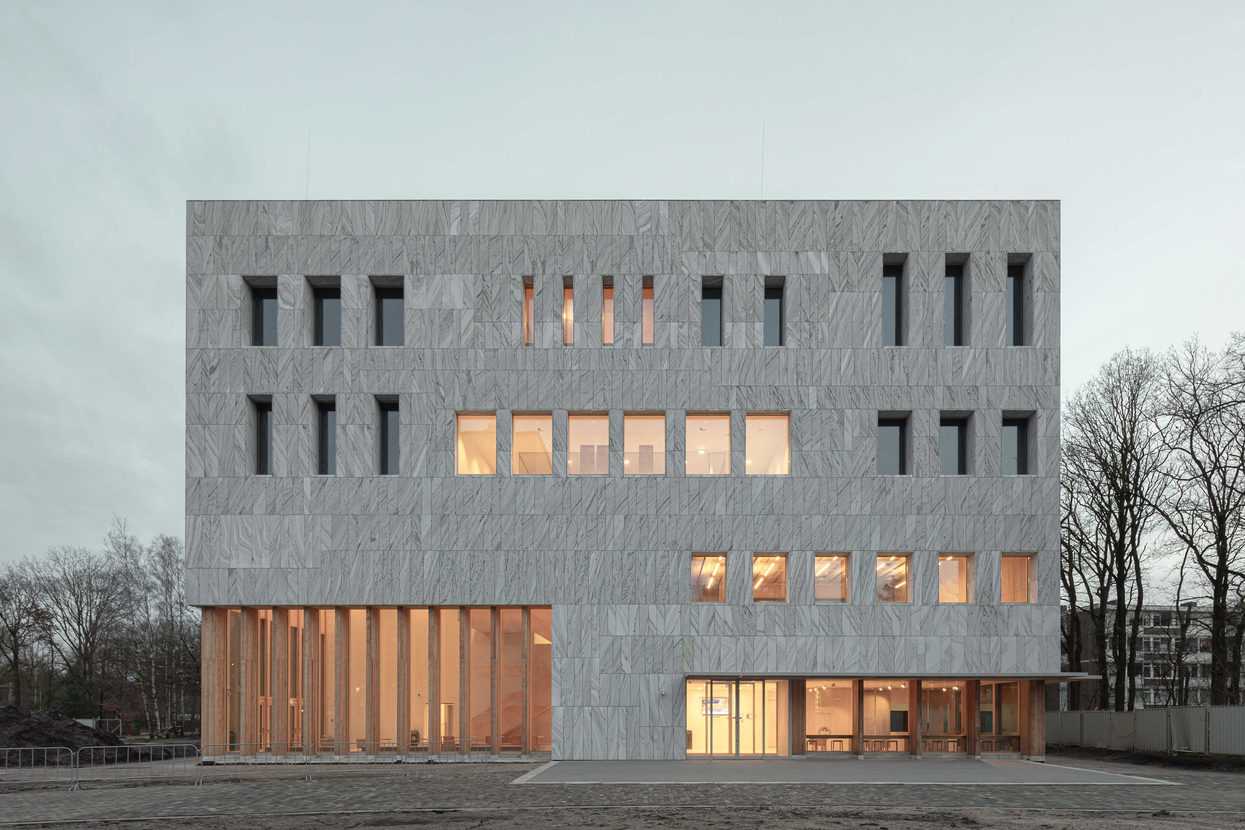 07 - Marga Klompé Building - Powerhouse Company - Sebastian van Damme compressed